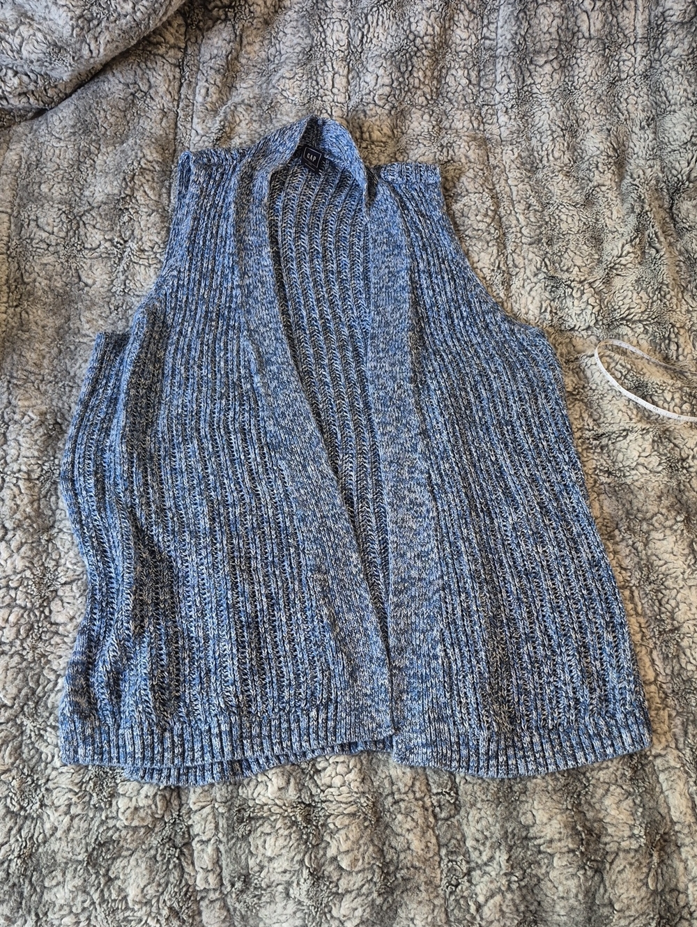 GAP 🖤 Marled Blue Open Knit Vest (816)